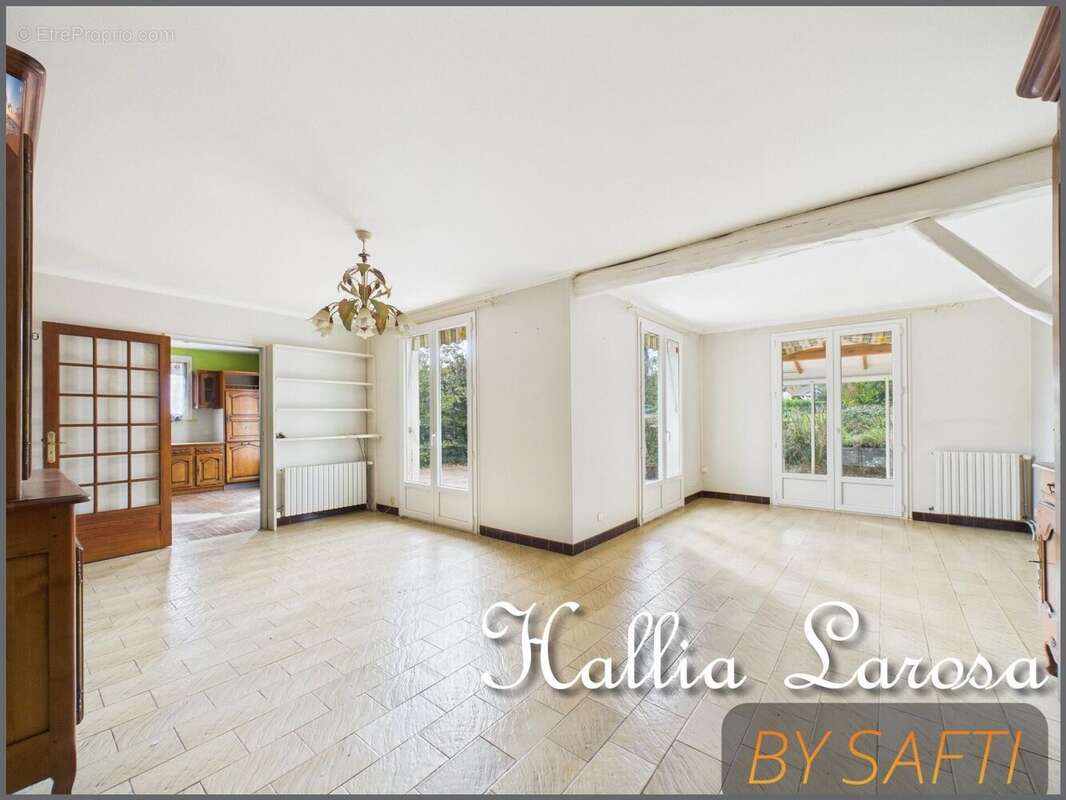 Photo 4 - Maison à VALDIVIENNE