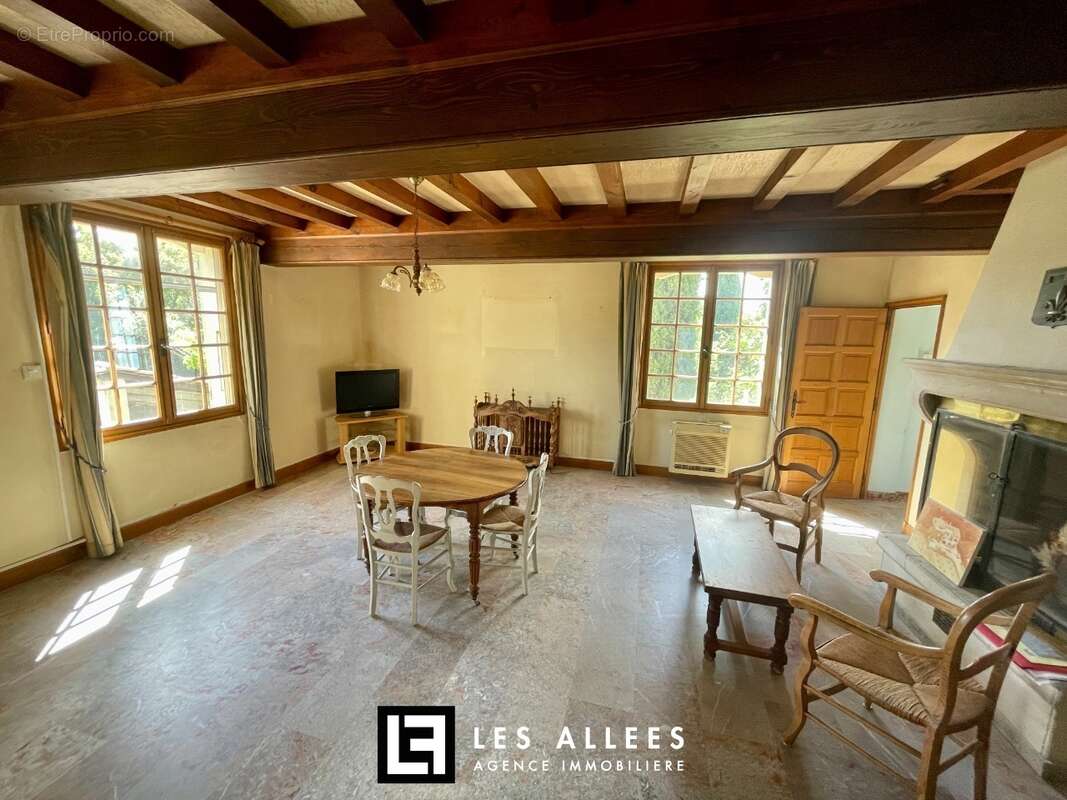 Maison 189 m² à Grillon  - photo 6