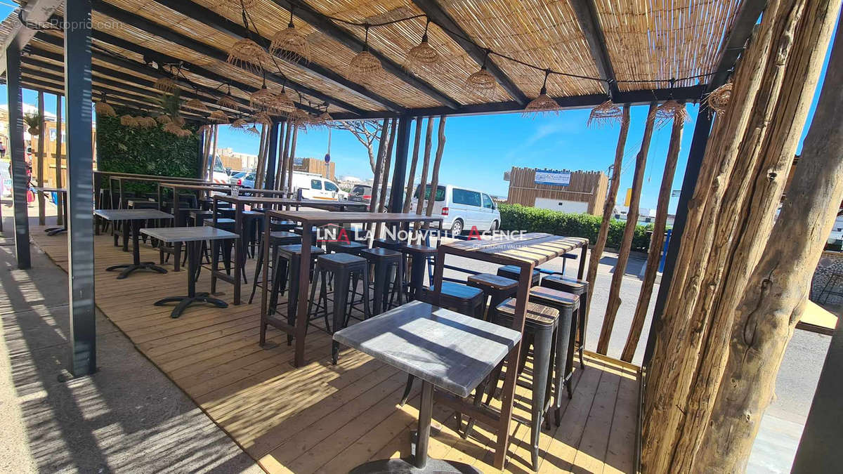 Commerce à PORT-LA-NOUVELLE