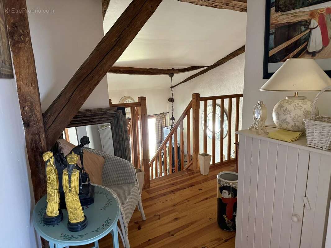 Belle maison de 3 chambres avec piscine commune - photo 8