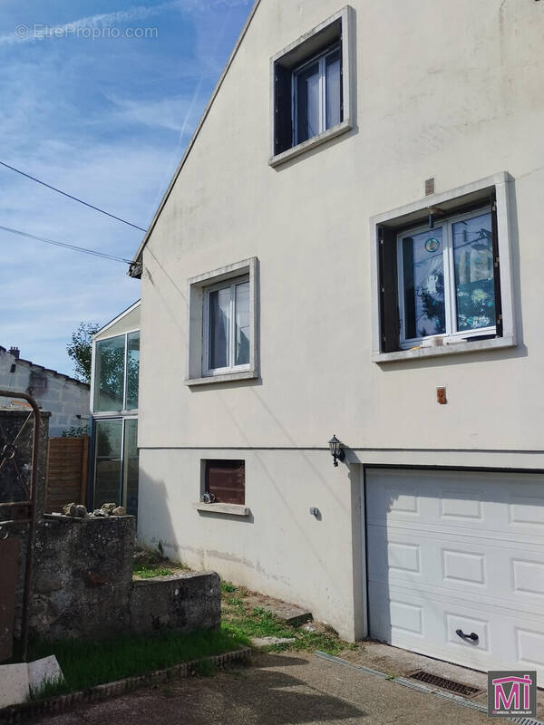 Maison à NANTEUIL-LE-HAUDOUIN