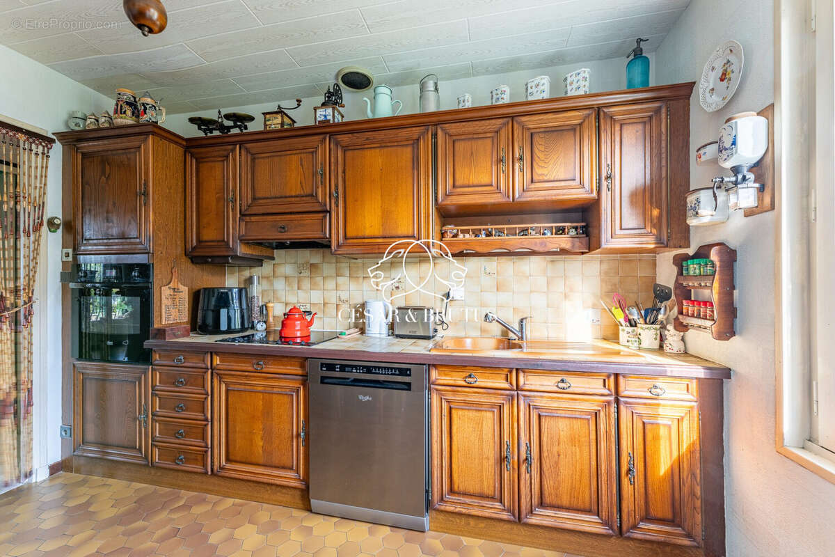 Maison 82 m² à Saint-Priest  - photo 8