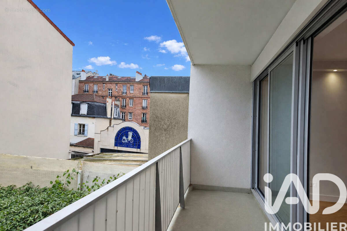 Photo 2 - Appartement à PUTEAUX