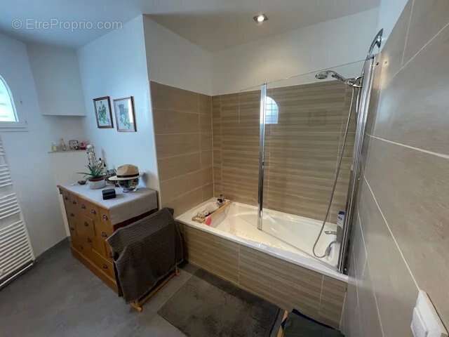 Maison en très bon état - photo 12