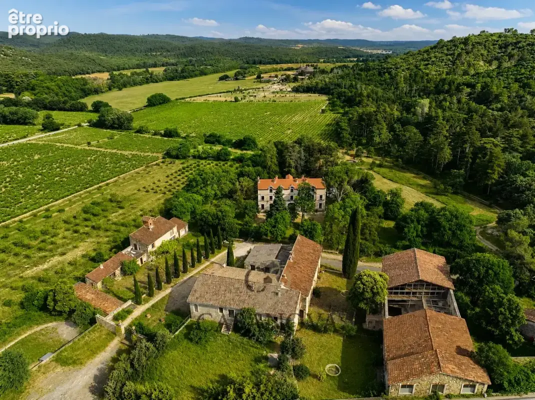Domaine de caractère du XVIIe siècle sur 6.5 hectares avec près de 3 000 m² bâtis - photo 30