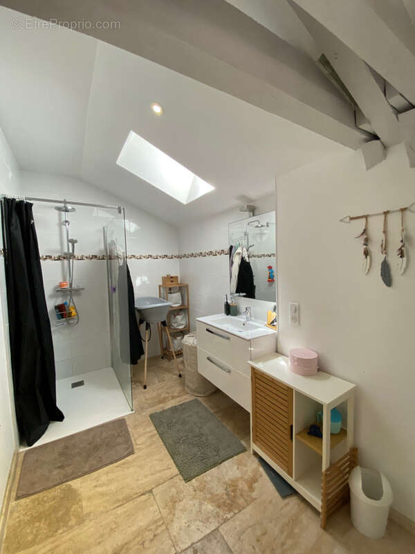 Maison à PUY-L&#039;EVEQUE