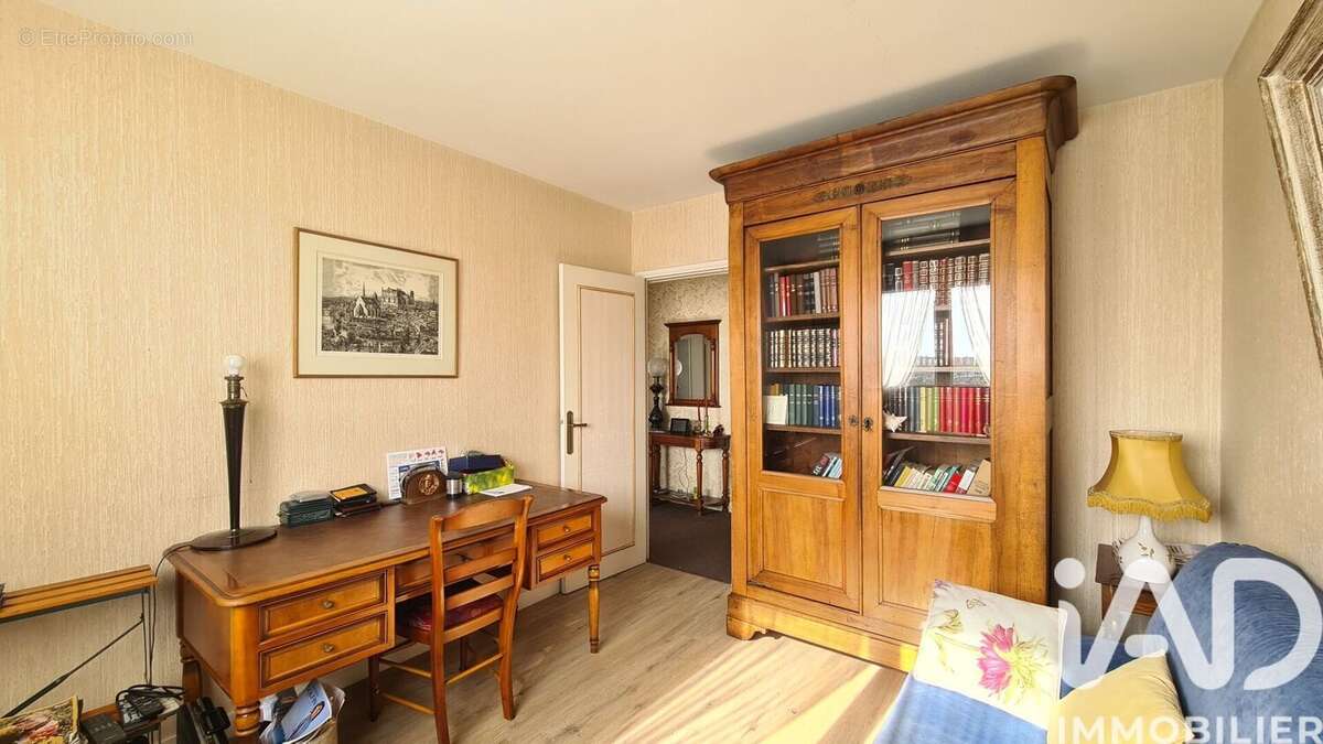 Appartement 76 m² à Poitiers  - photo 8