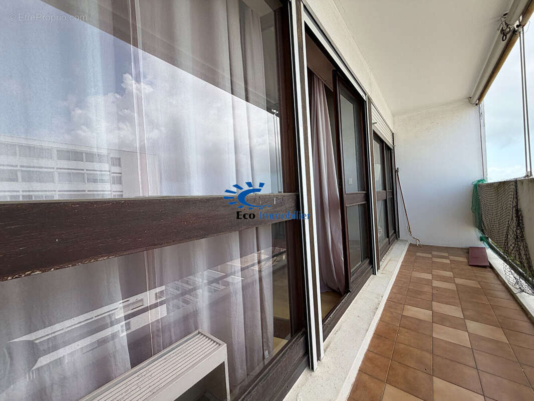 Exclusivite la rochelle - appartement environ 99m² - balcons et stationnement - photo 9