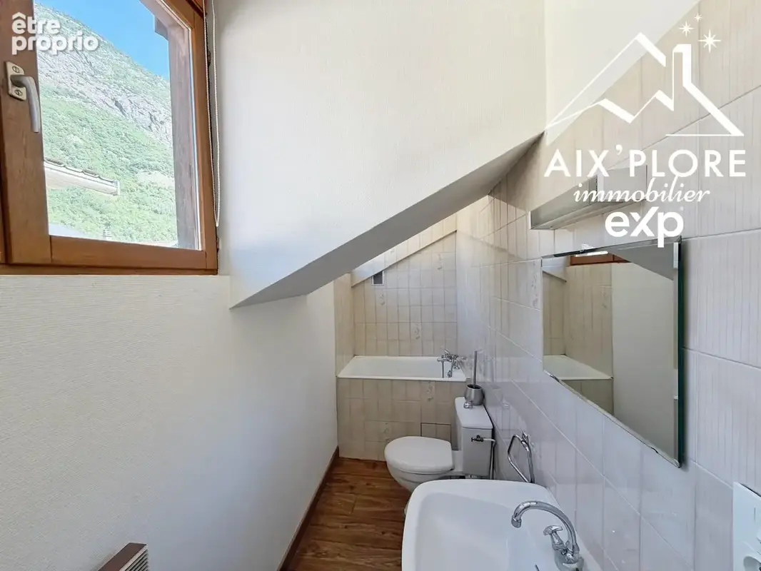 Appartement 23 m² à Saint-Jean-De-Maurienne  - photo 4