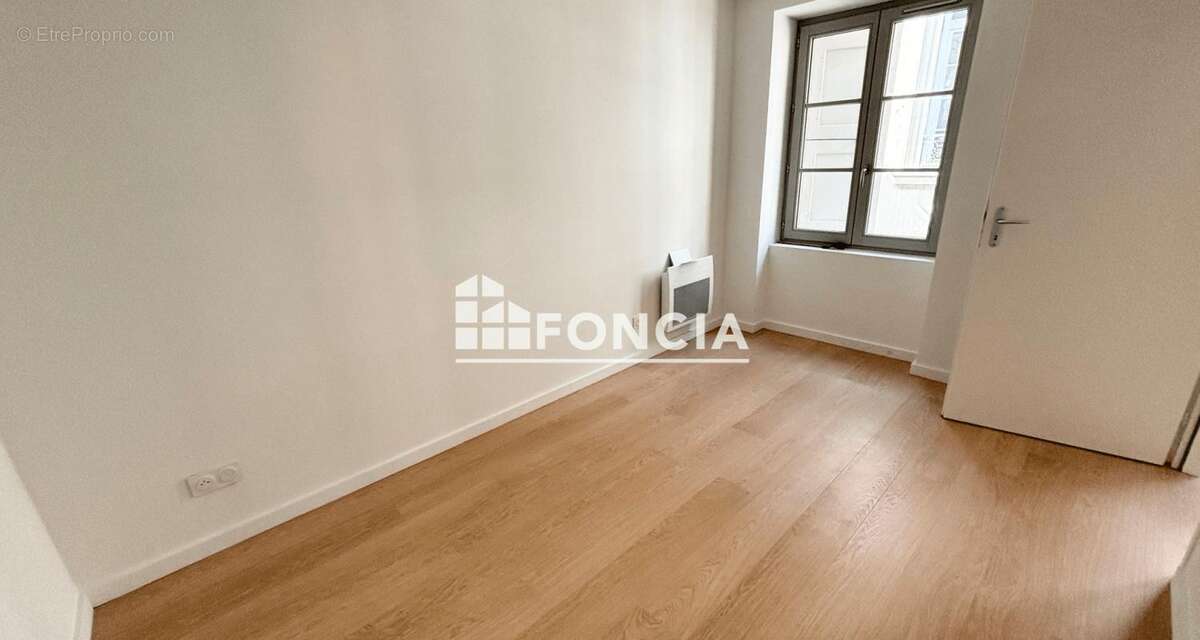 Appartement à TOURNON-SUR-RHONE