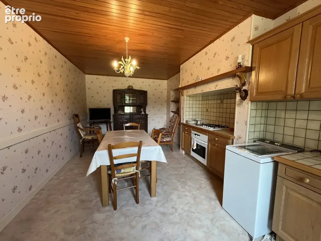 Maison 90 m² à Allanche  - photo 5