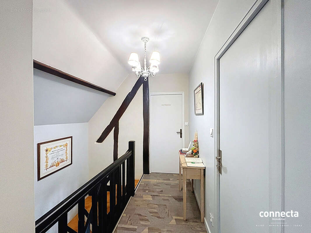 Maison à POCE-SUR-CISSE