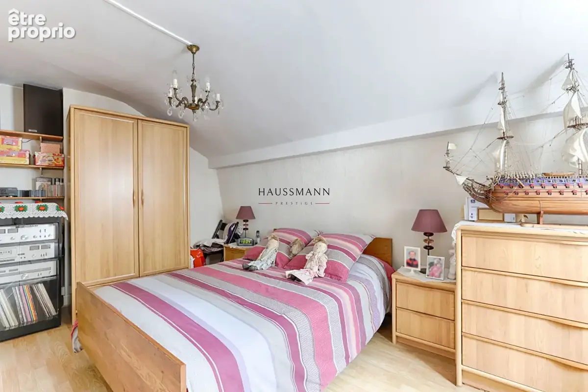 Appartement Paris IV eme - photo 4