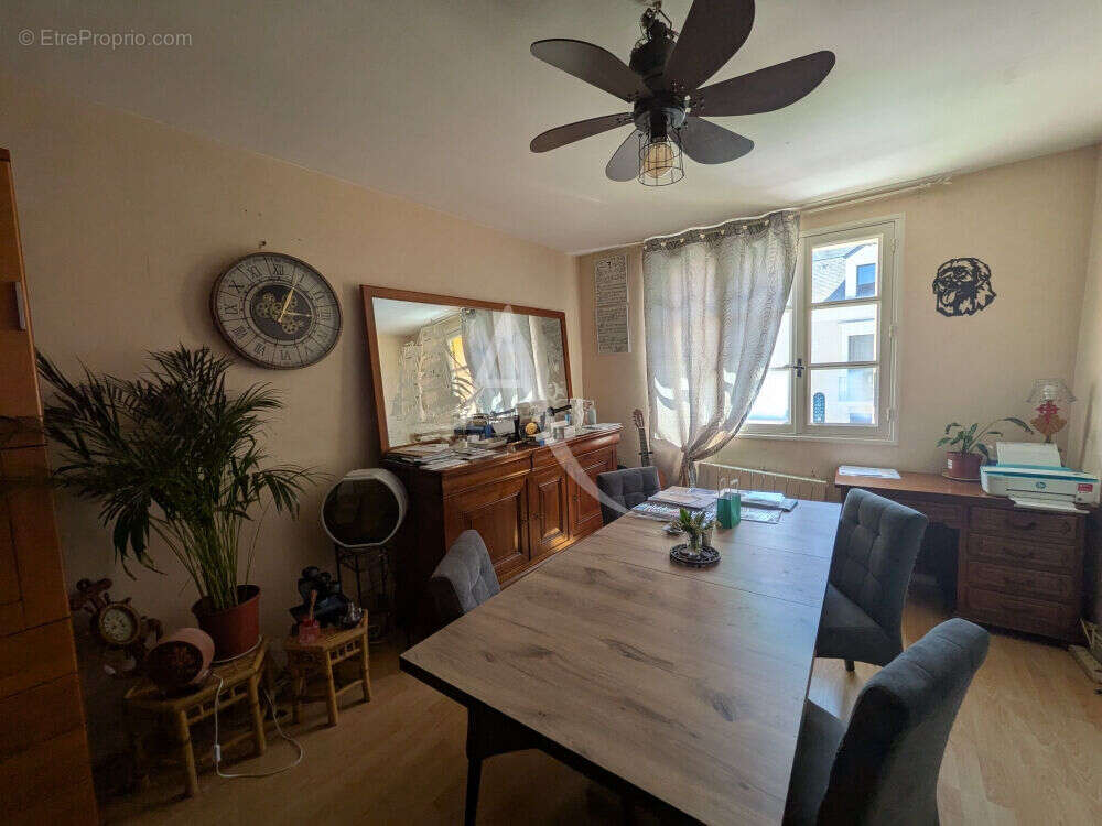 Maison à CHOUZY-SUR-CISSE