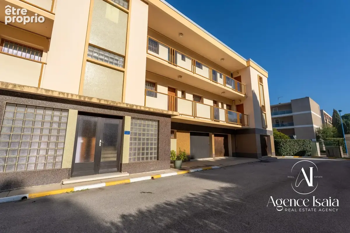 Appartement 2 pièces 40 m² à vendre à Bormes-Les-Mimosas (83230) - photo 8