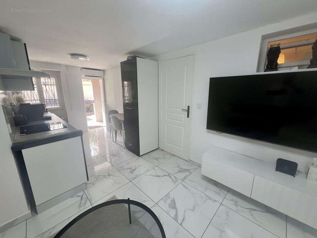 Maison 40 m² à Marseille-16e  - photo 5