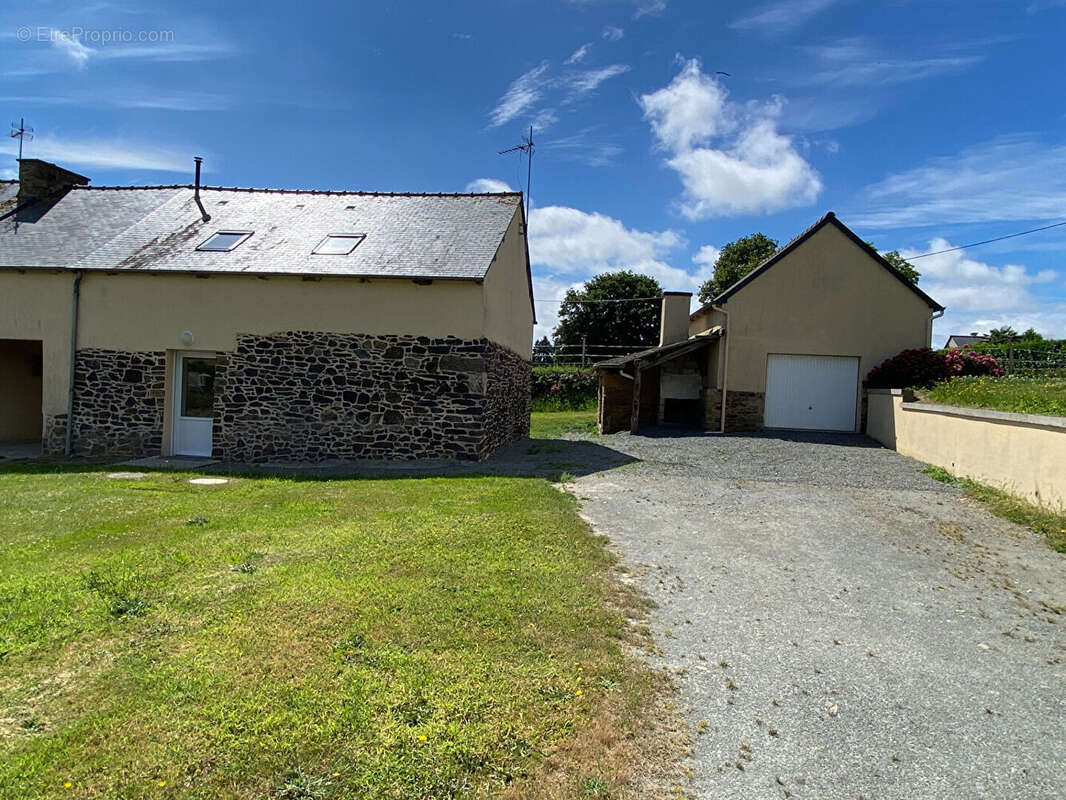 Maison à PLENEE-JUGON