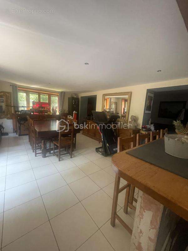 Maison à CHAMPIGNY-SUR-MARNE