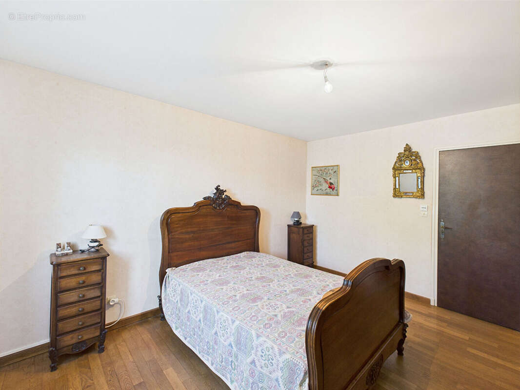 Maison à LIVRON-SUR-DROME