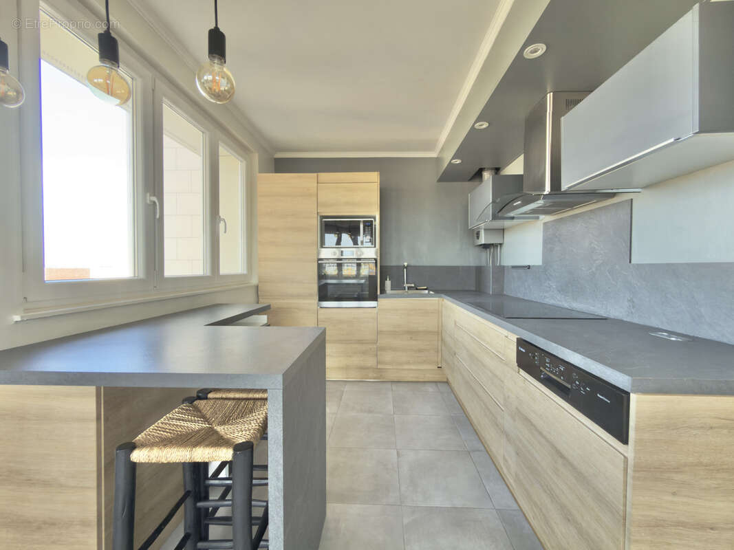 Appartement à LA MADELEINE