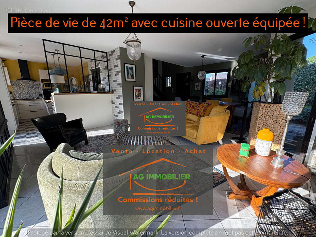 Maison à LA CHAPELLE-DES-FOUGERETZ