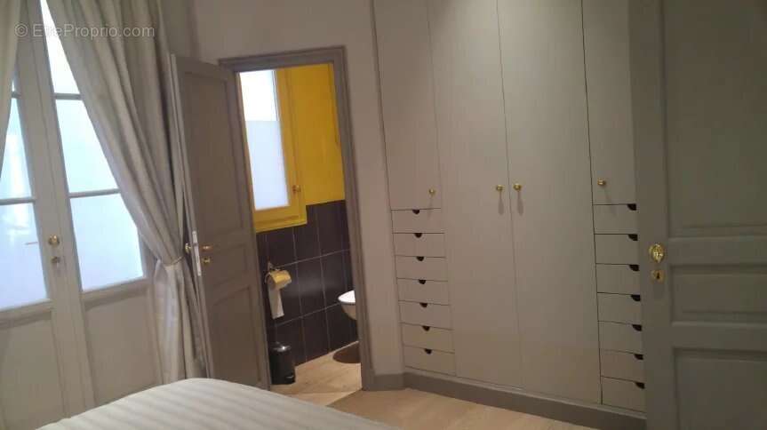 Appartement à PARIS-4E