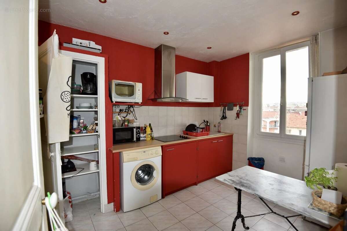 Joli 2 pièces en étage élevé - photo 2