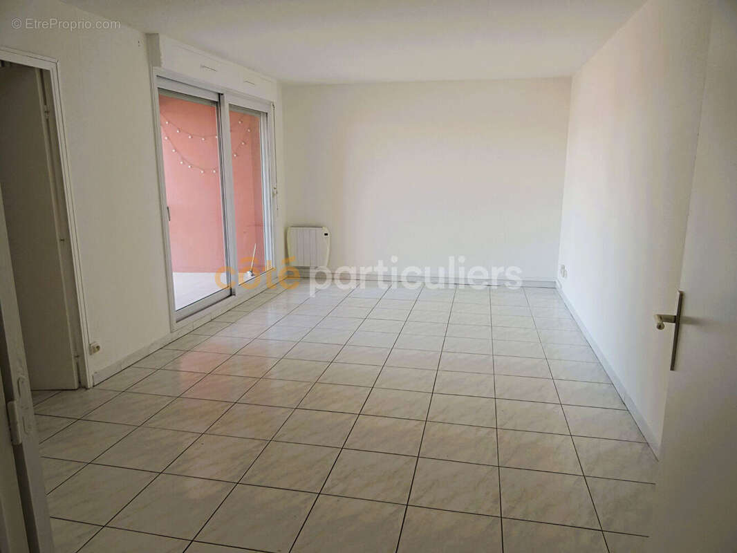 Appartement à LATTES