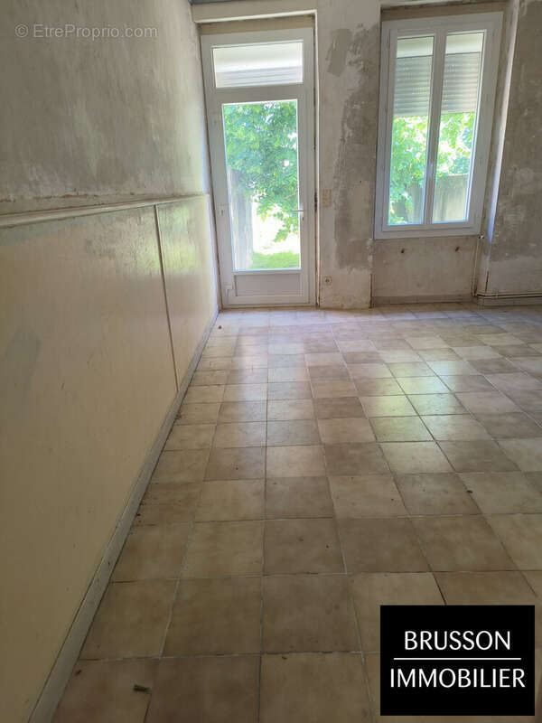 Maison 88 m² à Castres  - photo 2