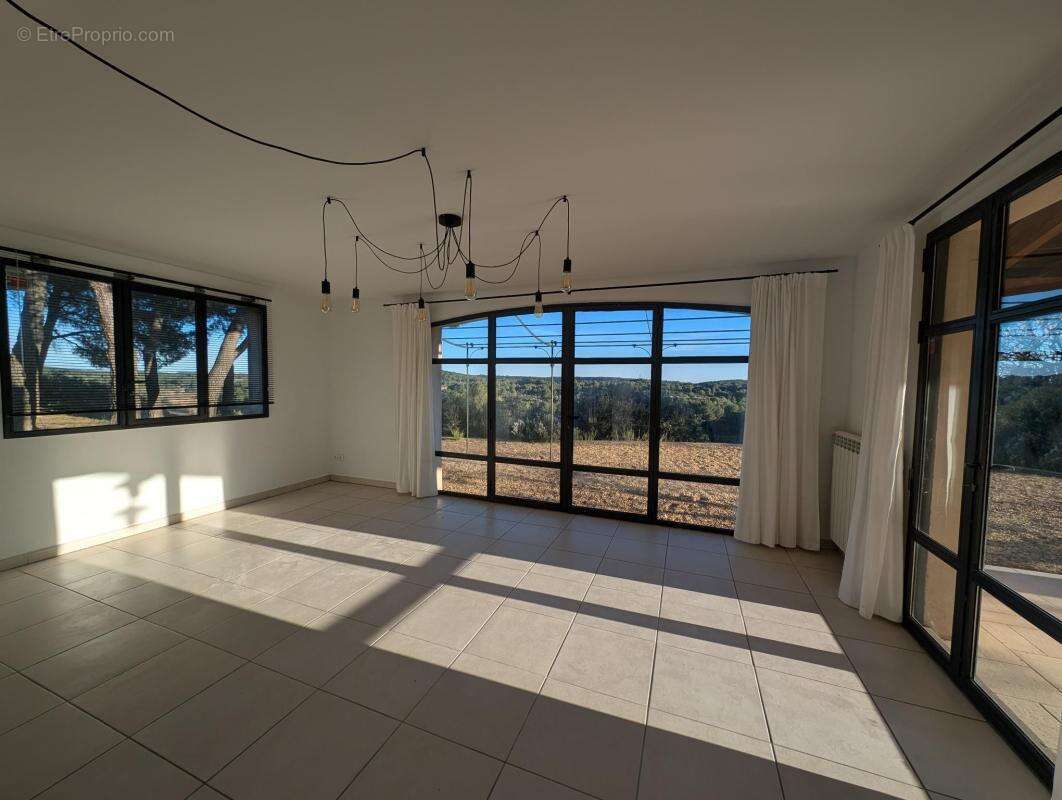 Maison à CASTELNAU-DE-GUERS