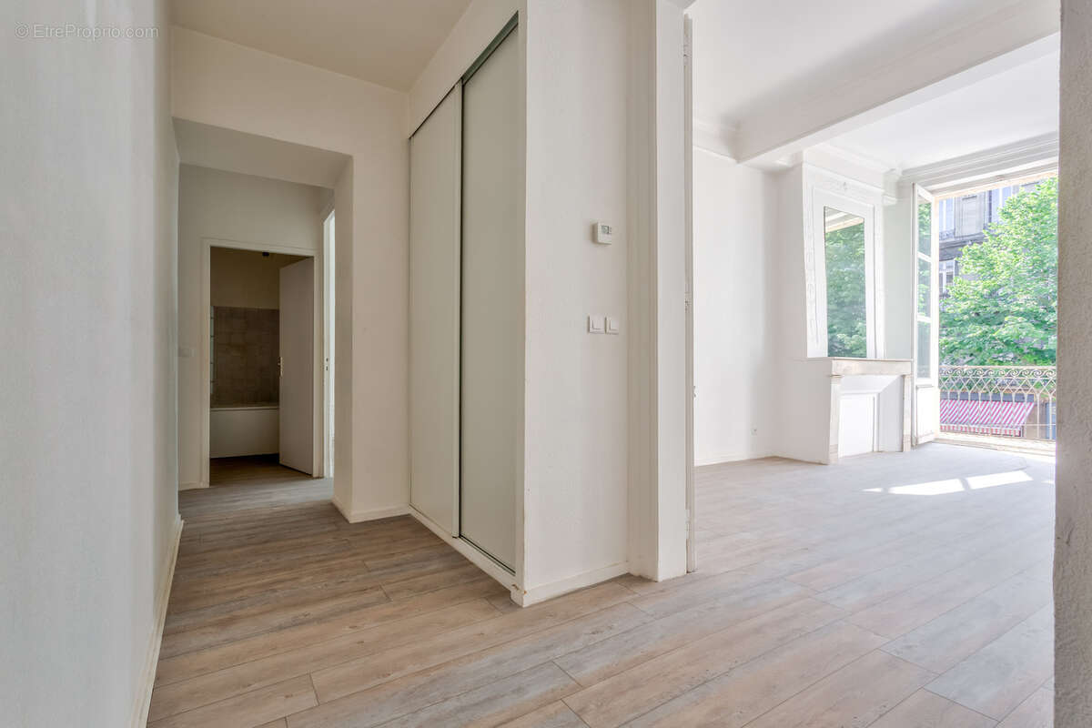 Appartement à BORDEAUX