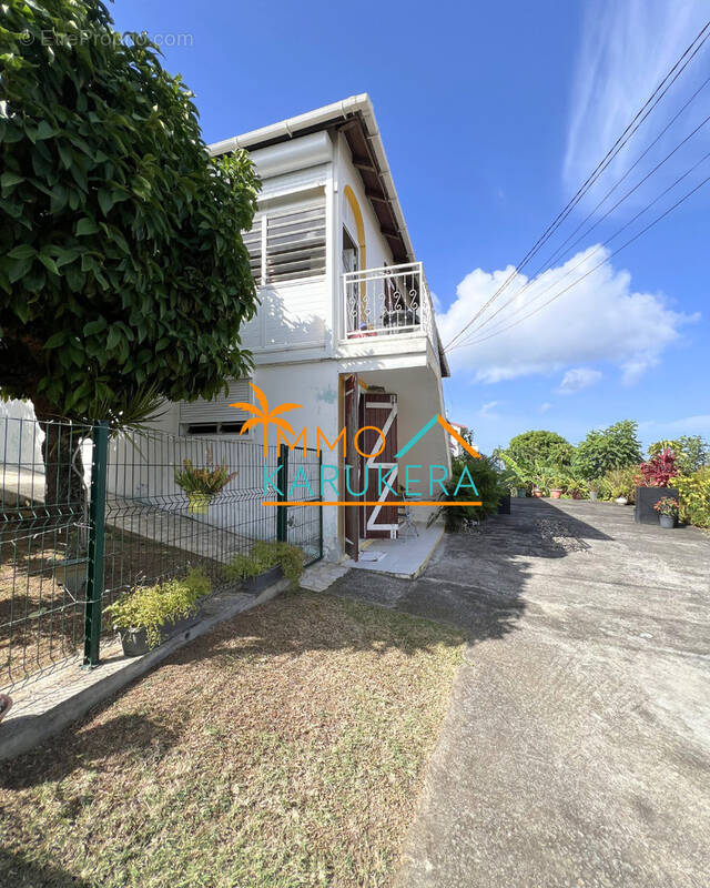 Maison à BASSE-TERRE