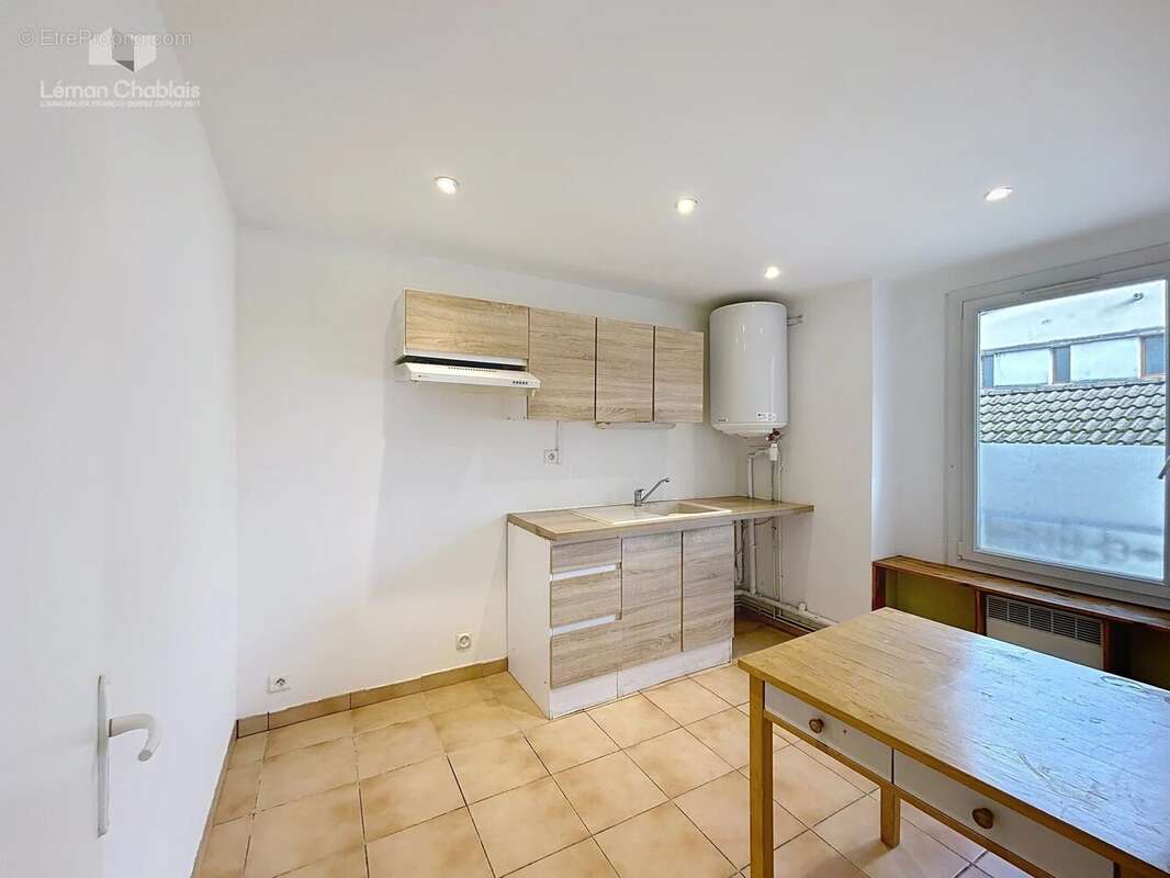 Appartement à EVIAN-LES-BAINS