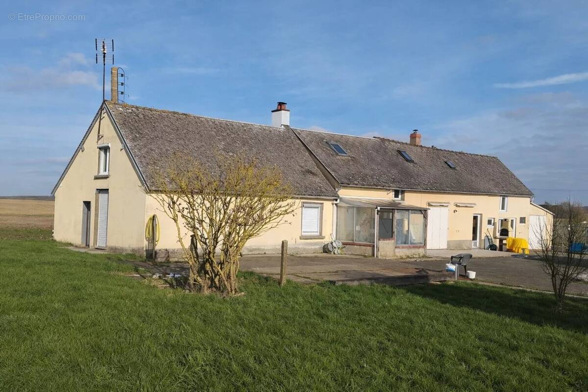 Maison à BOISCOMMUN