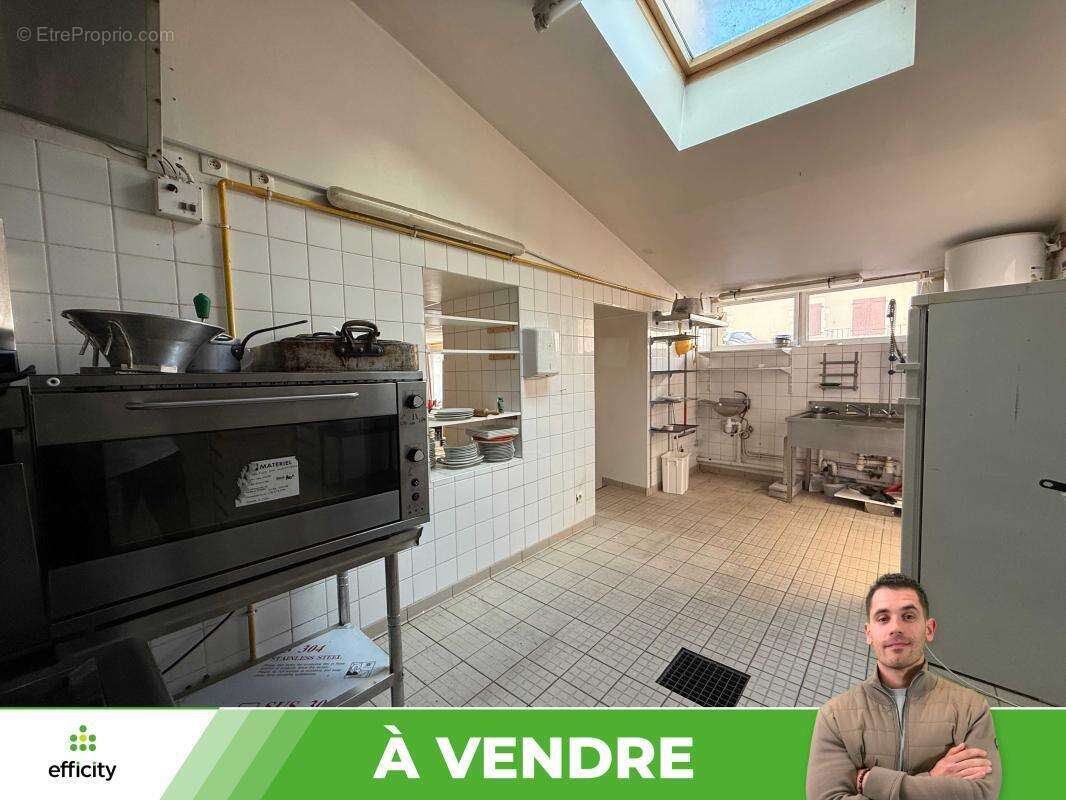 Appartement 12 pièces 183 m² à vendre à Usson-Du-Poitou (86350) - photo 7