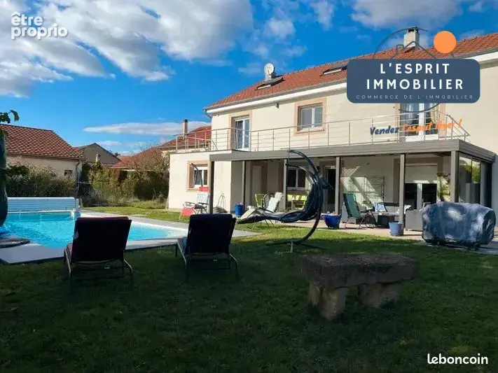 Maison 9 pièces 230 m² à vendre à La Maxe (57140) - photo 4