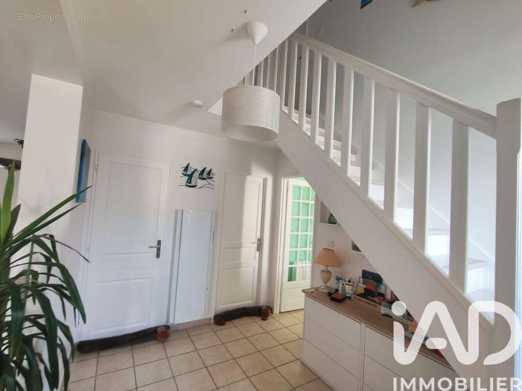 Photo 2 - Maison à YERRES
