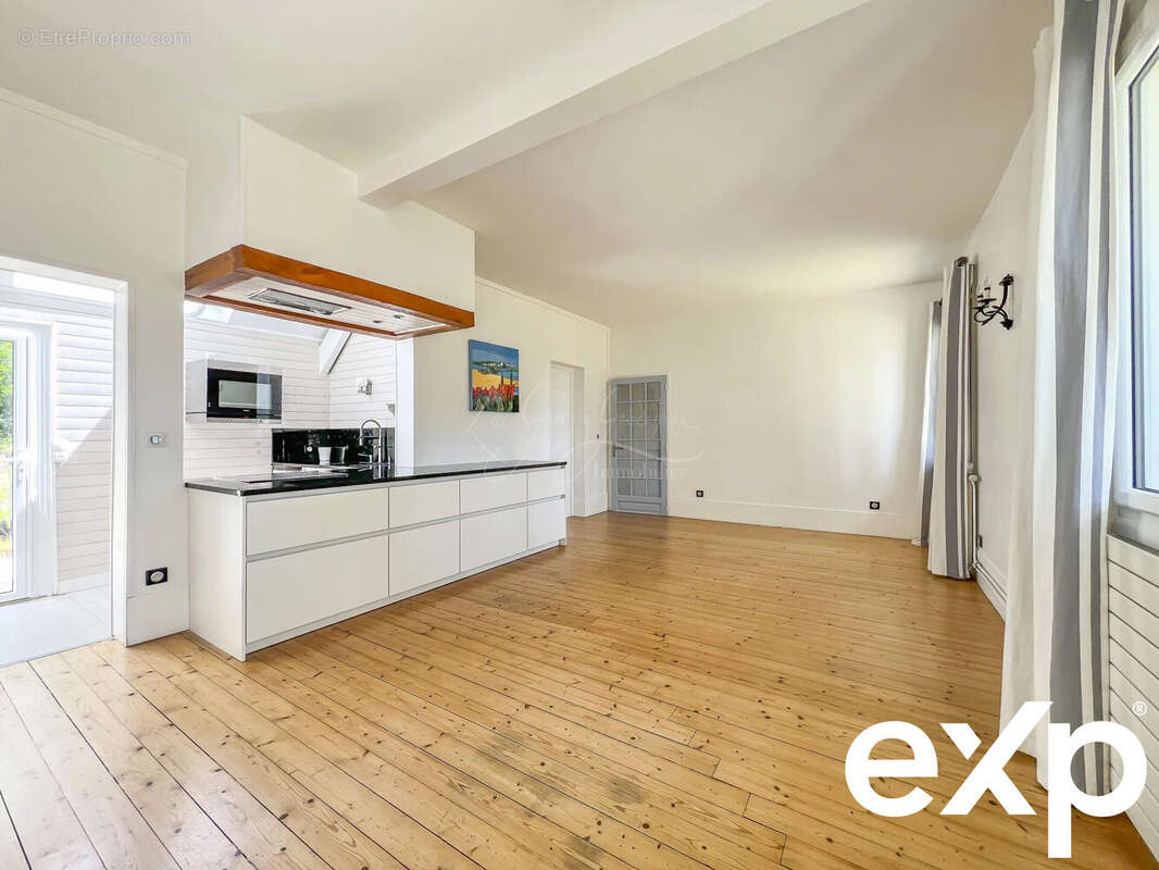 Maison à MAGNY-EN-VEXIN