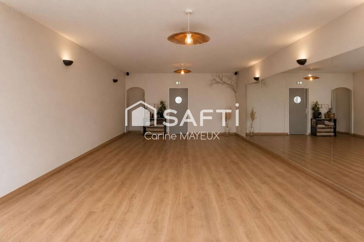 Commerce 83 m² à Perpignan  - photo 7