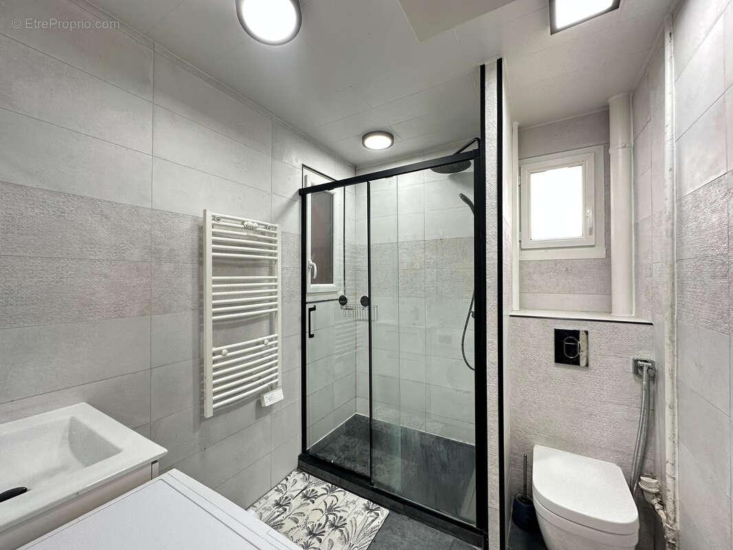 Appartement à SAINTE-GENEVIEVE-DES-BOIS