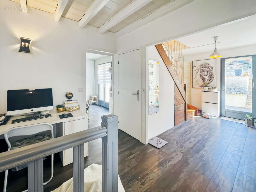 Maison à BUNO-BONNEVAUX