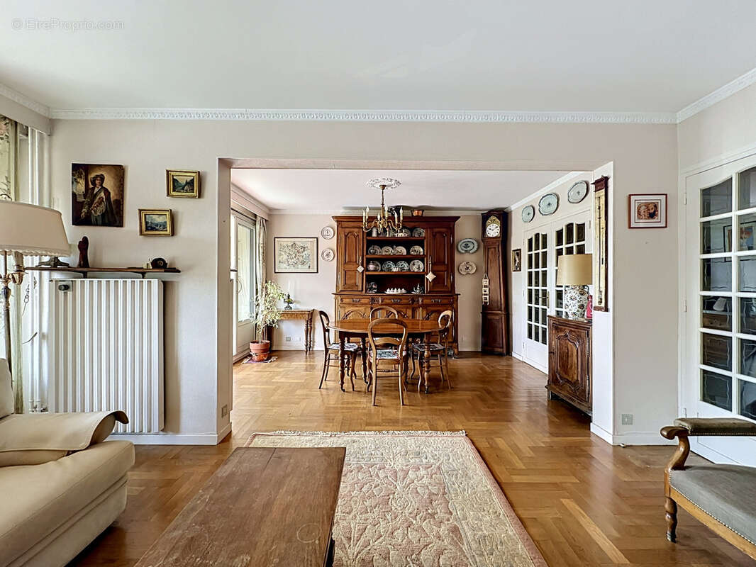 Appartement à SAINTE-FOY-LES-LYON