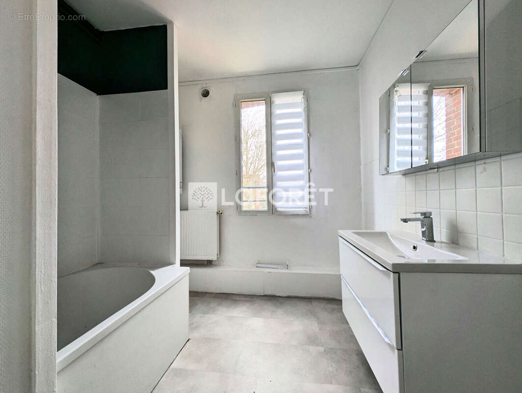 Maison à CAUDEBEC-LES-ELBEUF