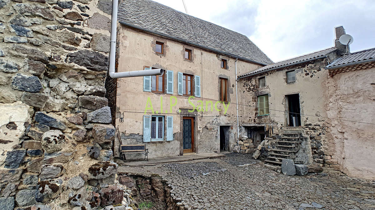 Maison à SAINT-NECTAIRE
