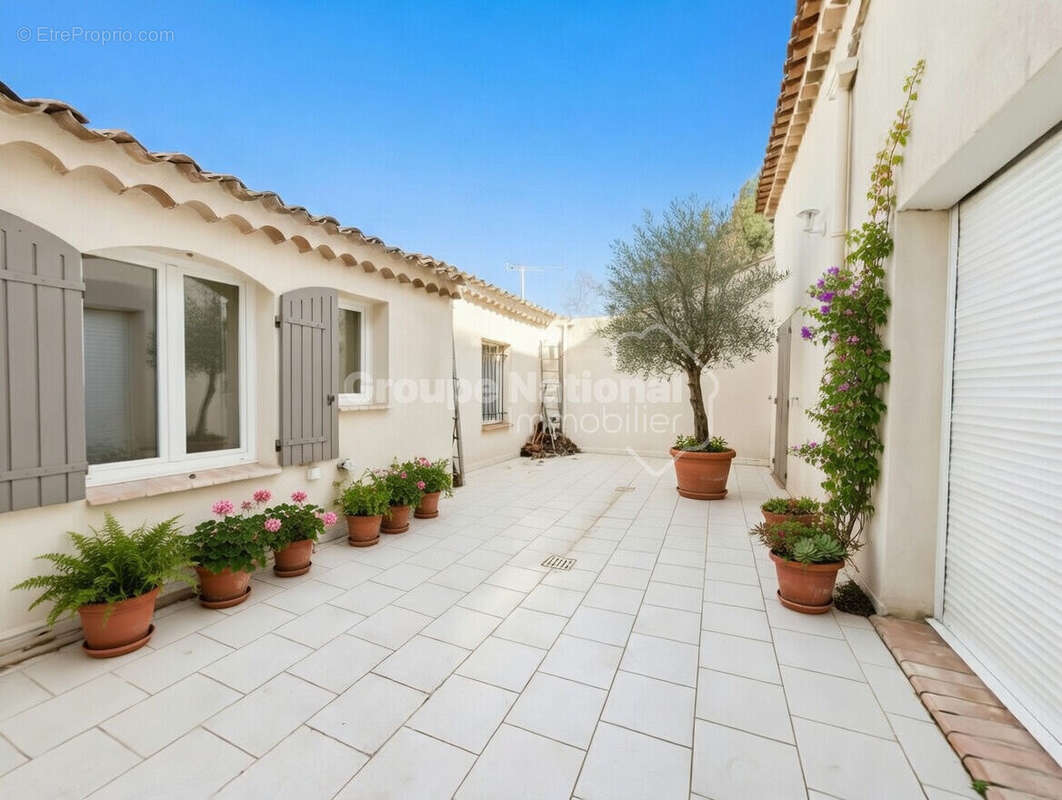 VISAN : Villa de plain-pied 3 chambres Patio Lumineuse - photo 2