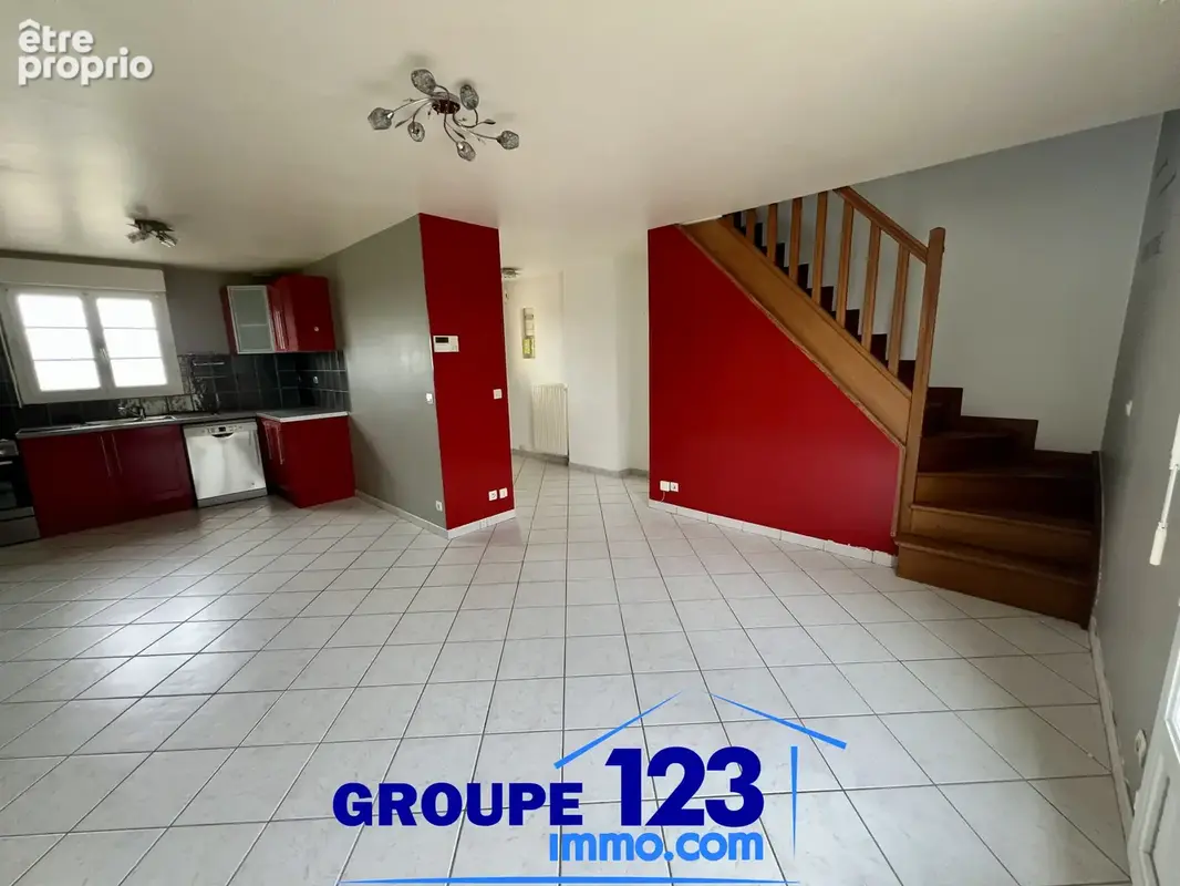 À 5 minutes d’auxerre, un duplex prêt à vivre ! - photo 2