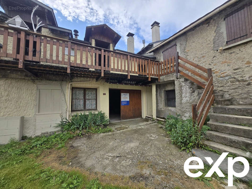 Maison à FONTRABIOUSE