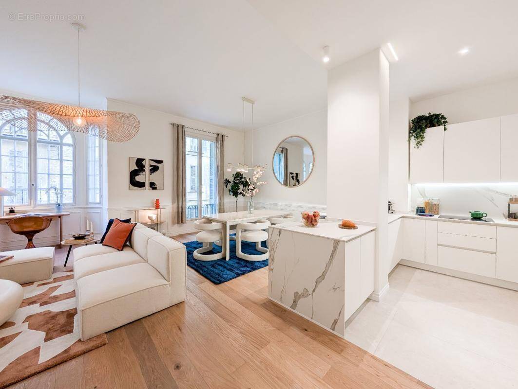 Appartement à AURIBEAU-SUR-SIAGNE