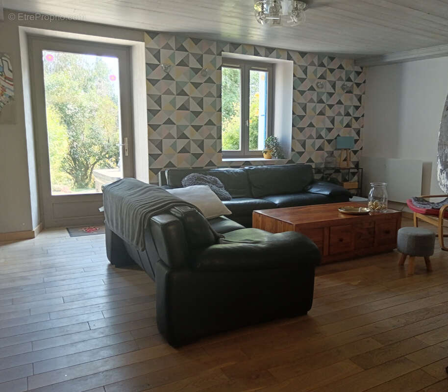 Maison à CLEGUEREC