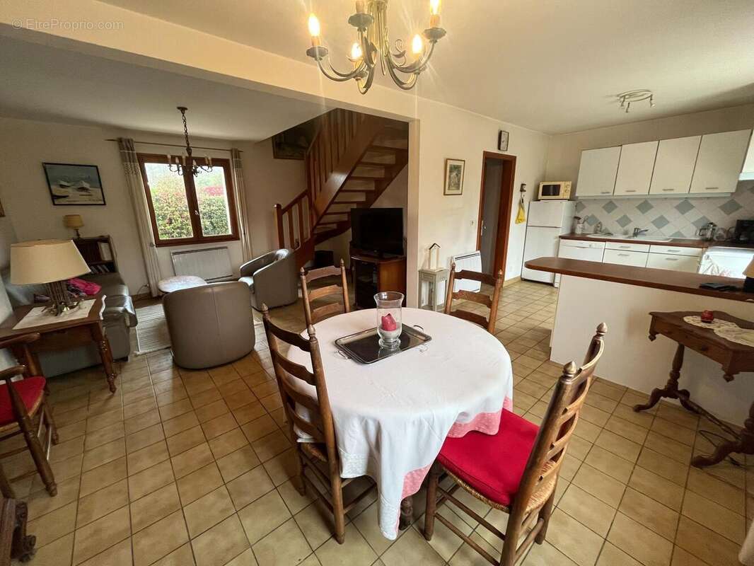 Maison 78 m² à Combrit  - photo 6